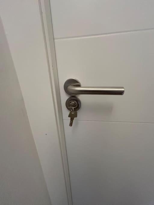 Apartamento Recien Reformado Con 5 Habitaciones Y 3 Banos Μαδρίτη Εξωτερικό φωτογραφία